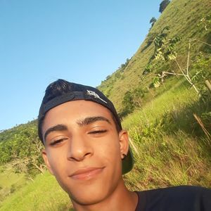 Meet your Posher, Eduardo